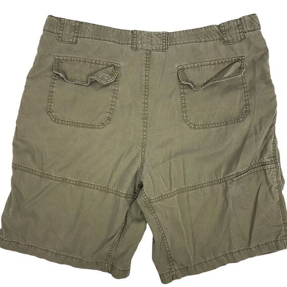 Tommy Bahama 7-Pocket Short size 38 - Picture 2 of 10